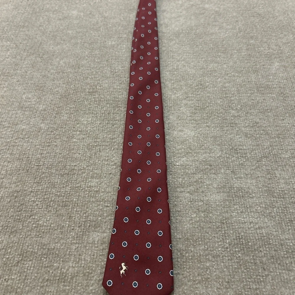 Elegant Burgundy Patterned Tie